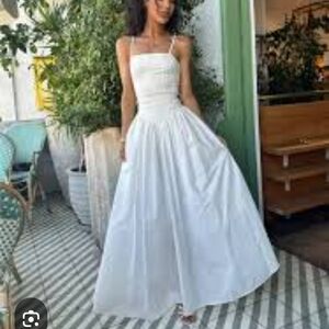 Nwt. Elegant White Maxi Dress